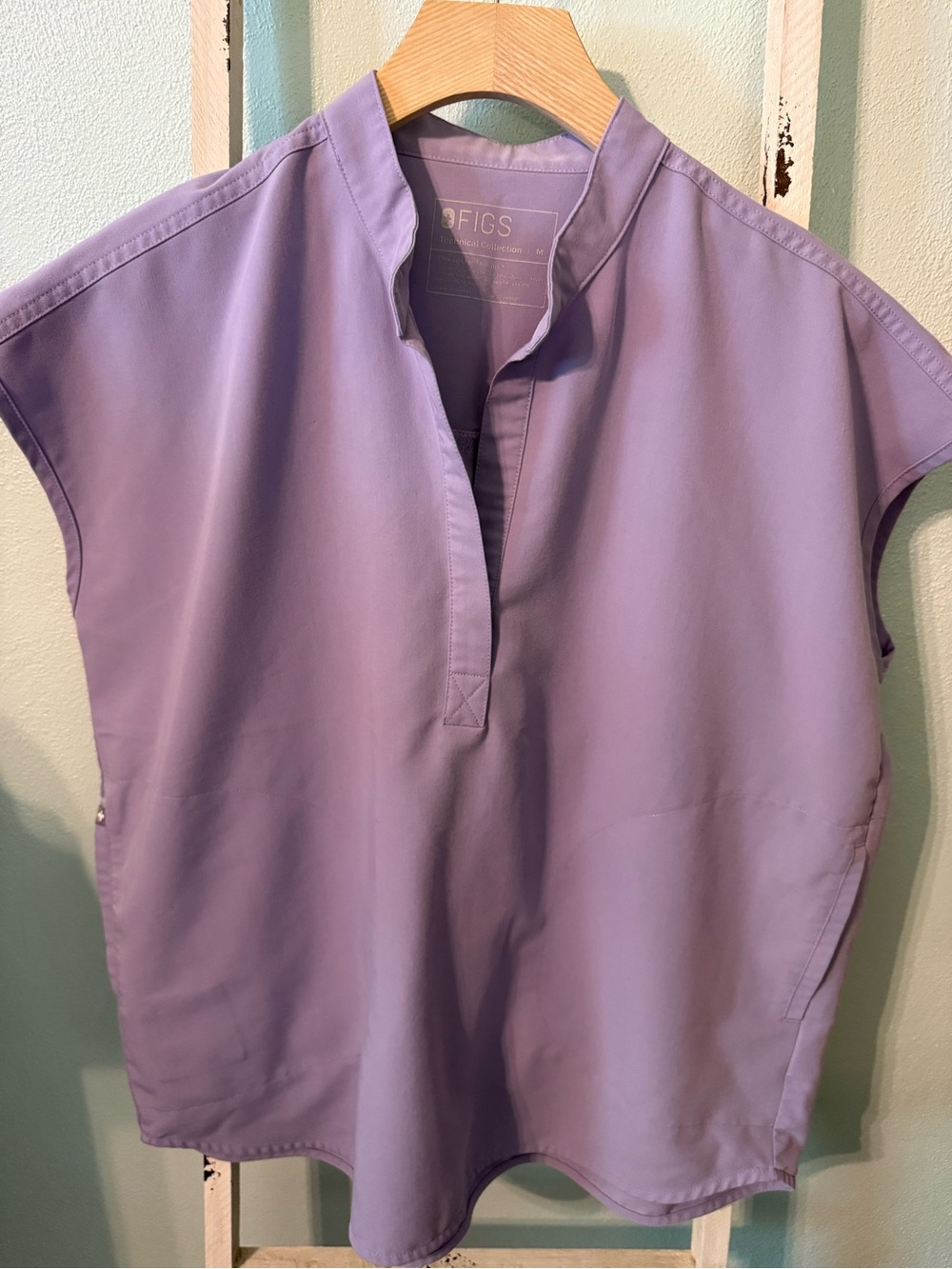 Figs Purple Rafaela Oversized Scrub Top With Joggers Size M Women - Picture 2 of 16